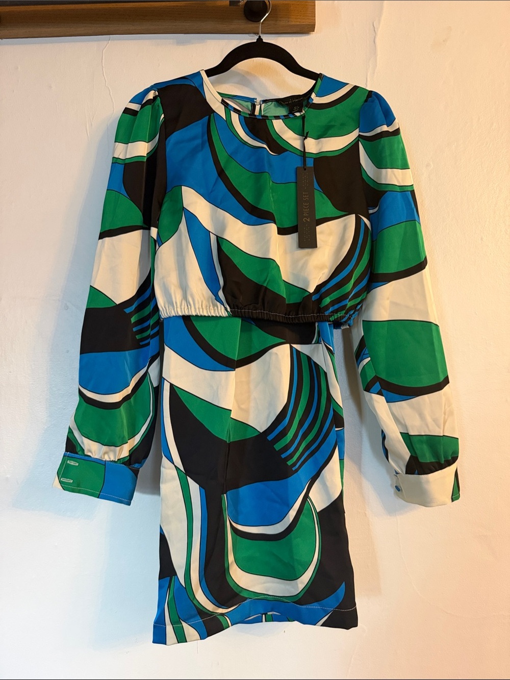 House of Harlow 1960 Blue & Green Abstract Print 2 piece set.